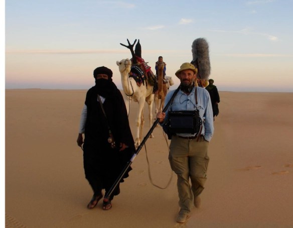 El fonografista Carlos de Hita / fuente: www.laescuhaatenta.net