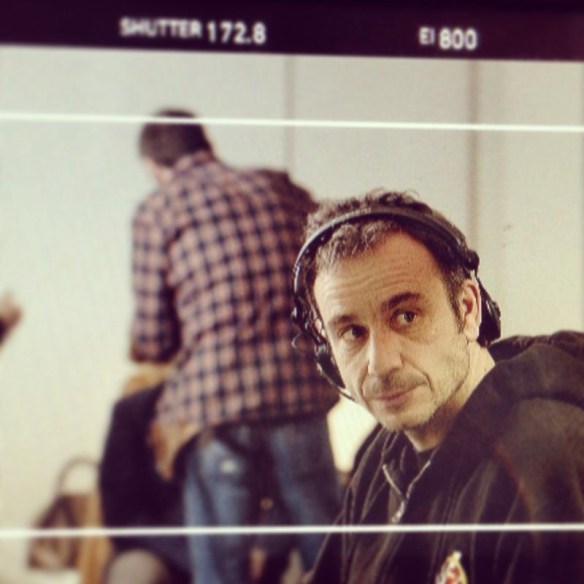 Oscar Segovia, Microfonista.